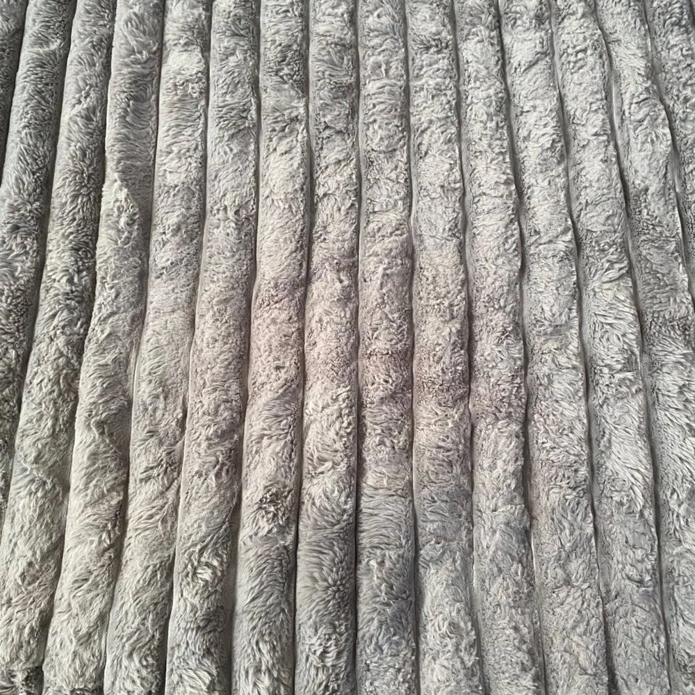 Frye Luxe Faux‎ Fur Plush King Size Blanket Gray Ribbed Textured Heavy Defects